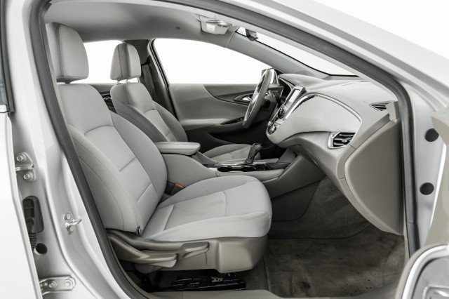 Used 2016 Chevrolet Malibu LT image 31