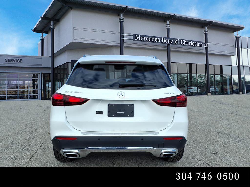 Used 2026 Mercedes-Benz GLA 250 4MATIC image 4