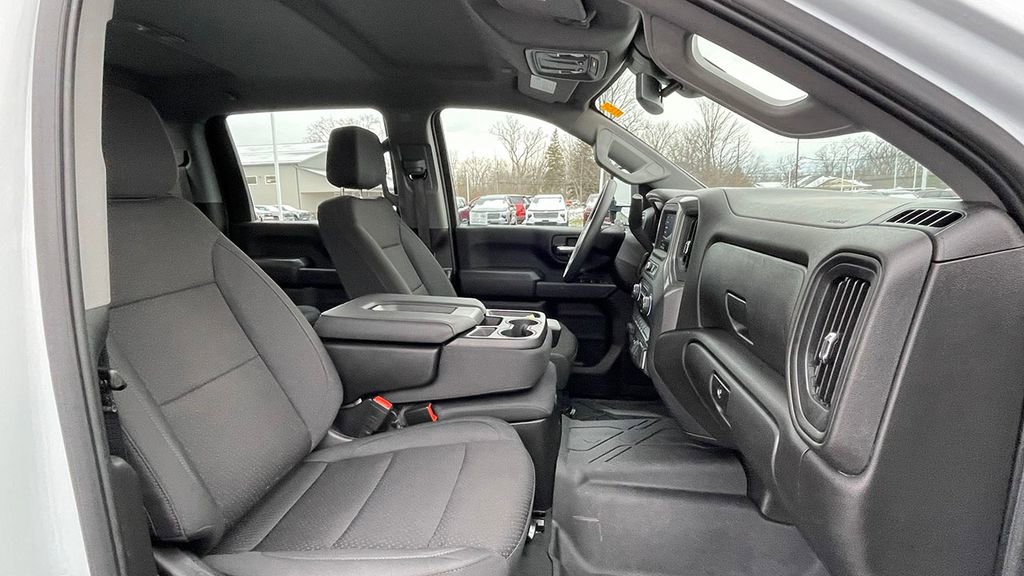 Used 2025 Chevrolet Silverado 2500 W/T w/ WT/CX Safety Package image 20