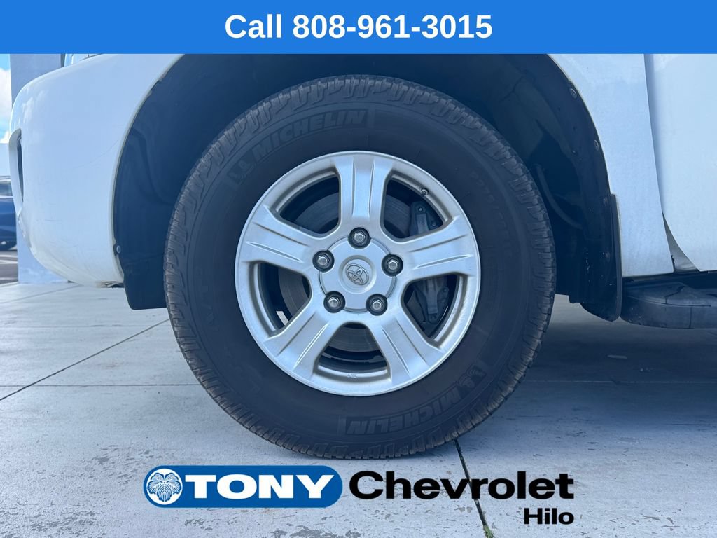 Used 2016 Toyota Sequoia SR5 AWD/4WD image 19