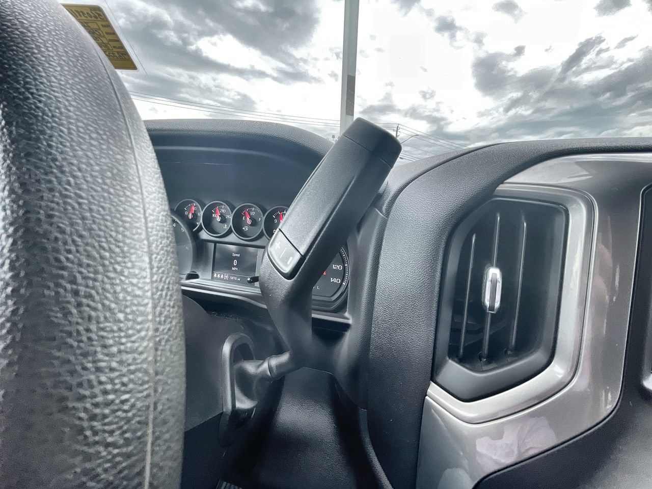 Used 2026 Chevrolet Silverado 1500 Custom Trail Boss AWD/4WD image 16