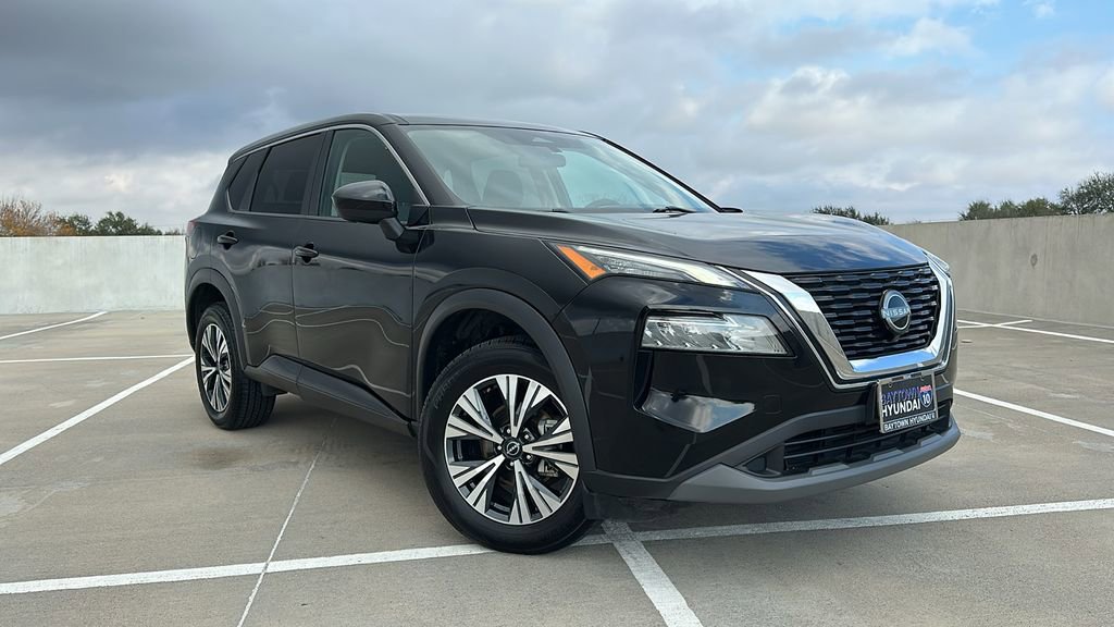 Used 2023 Nissan Rogue SV image 5