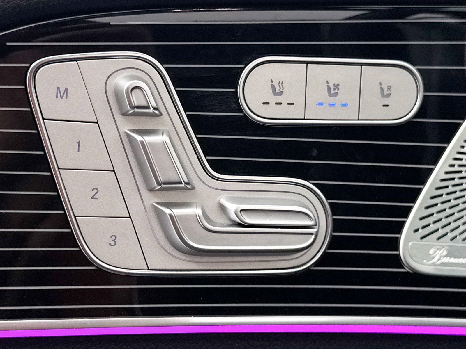 Used 2025 Mercedes-Benz GLE 450 4MATIC Coupe image 31