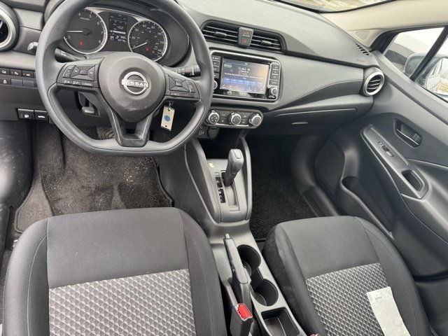 Used 2024 Nissan Versa S w/ S Plus Package image 2