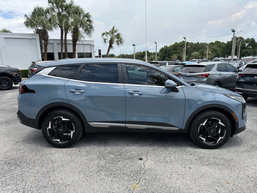 Certified 2026 Kia Sportage EX AWD/4WD image 4