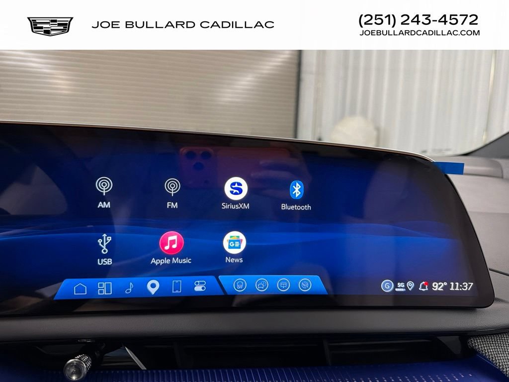 New 2027 Cadillac Optiq Luxury AWD/4WD image 31