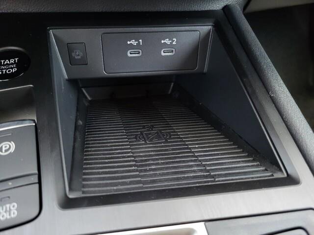 New 2025 Nissan Kicks SV w/ Illumination Package image 12