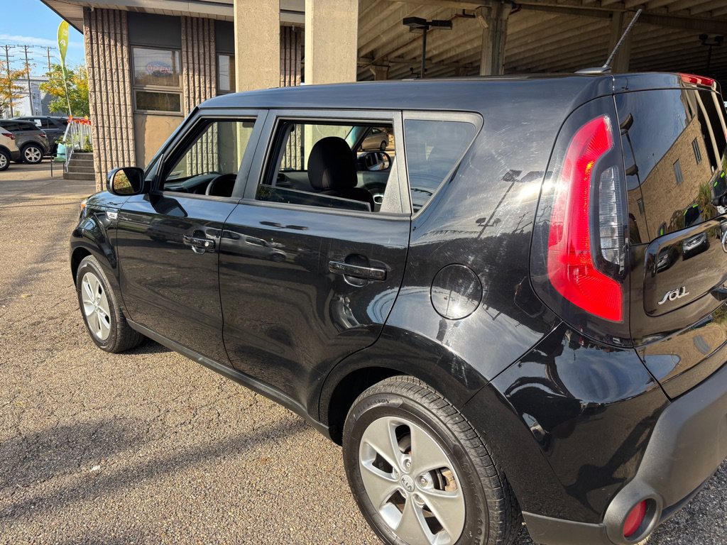 Used 2016 Kia Soul w/ Convenience Package FWD image 7
