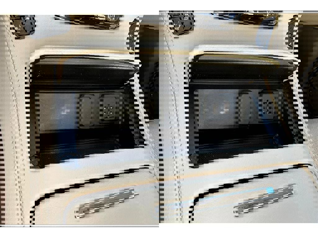 Used 2019 GMC Yukon XL Denali w/ Denali Ultimate Package image 25