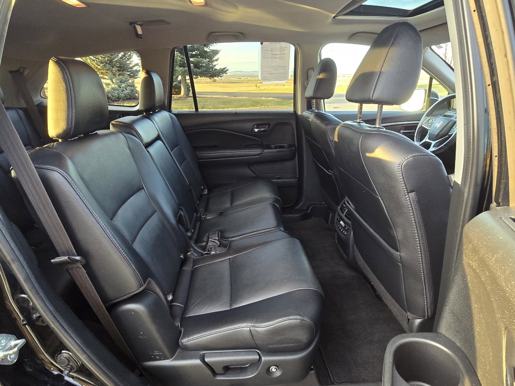 Used 2021 Honda Pilot Black Edition image 25