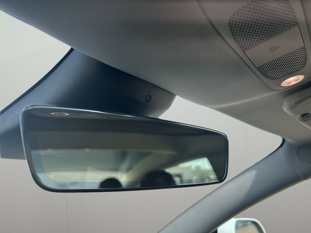 Used 2021 Tesla Model 3 Long Range image 26