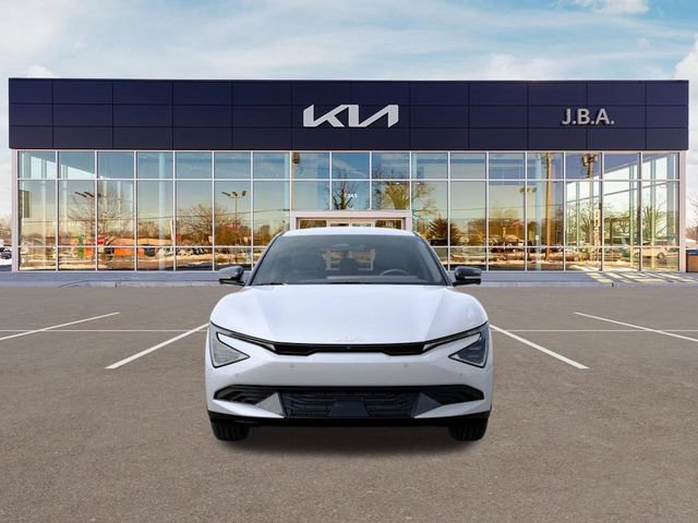 New 2026 Kia EV6 Wind RWD image 2