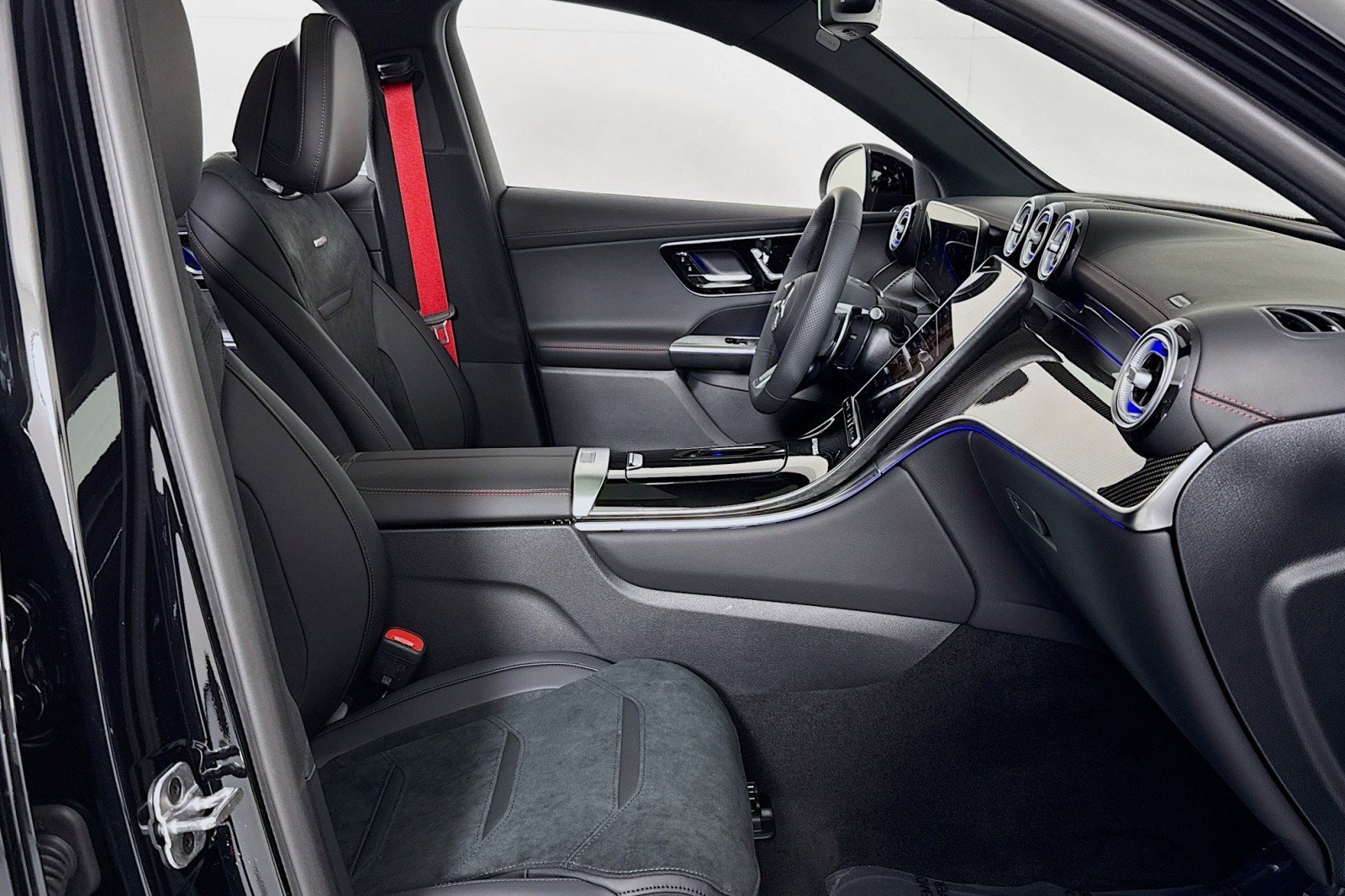 New 2026 Mercedes-Benz GLC 43 AMG 4MATIC Coupe image 6