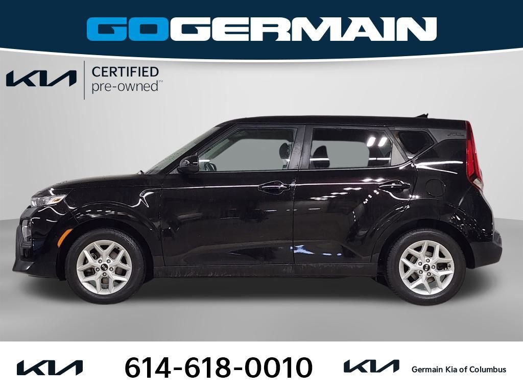 Certified 2021 Kia Soul S image 11
