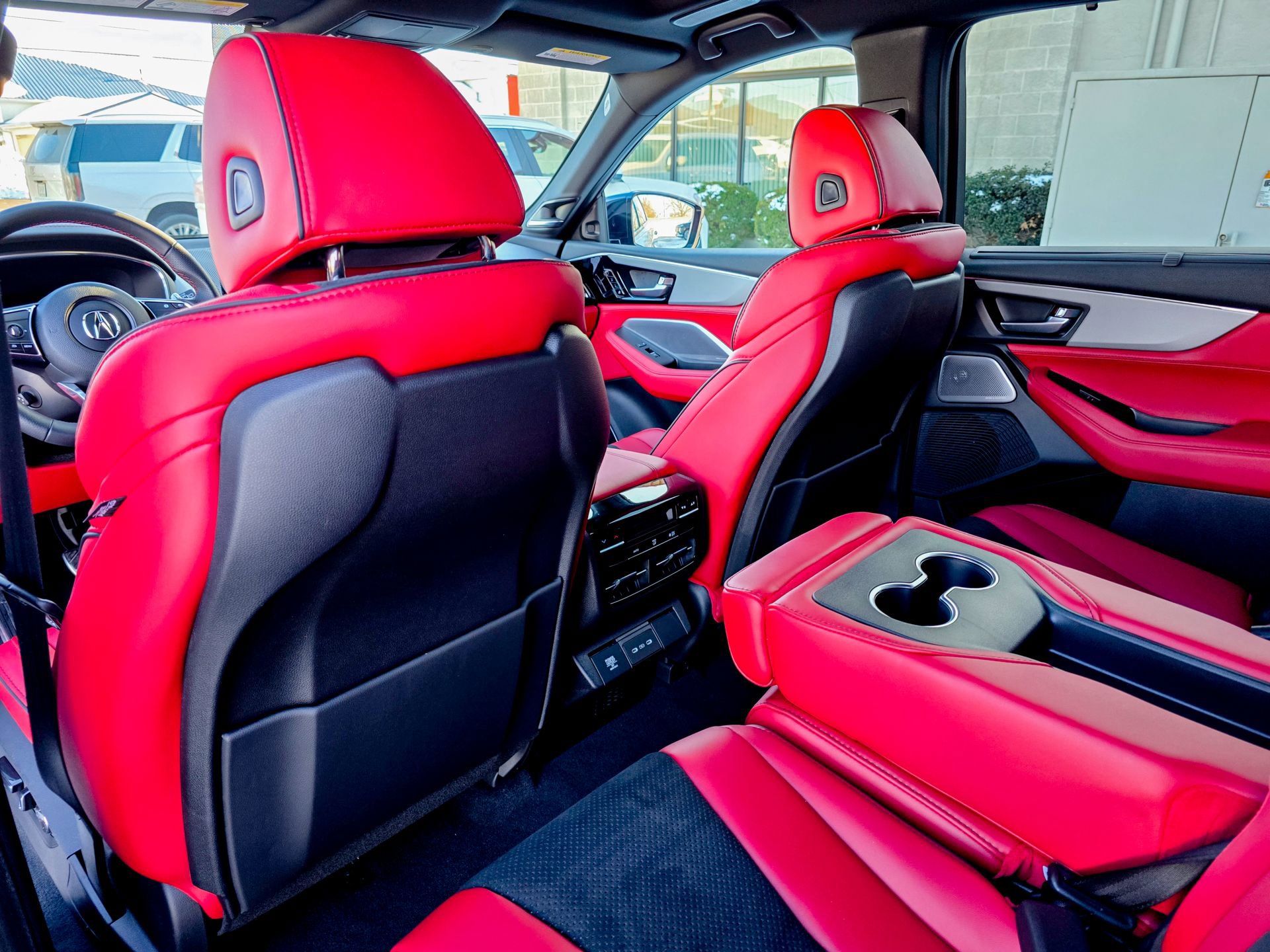 Used 2025 Acura MDX A-Spec image 30