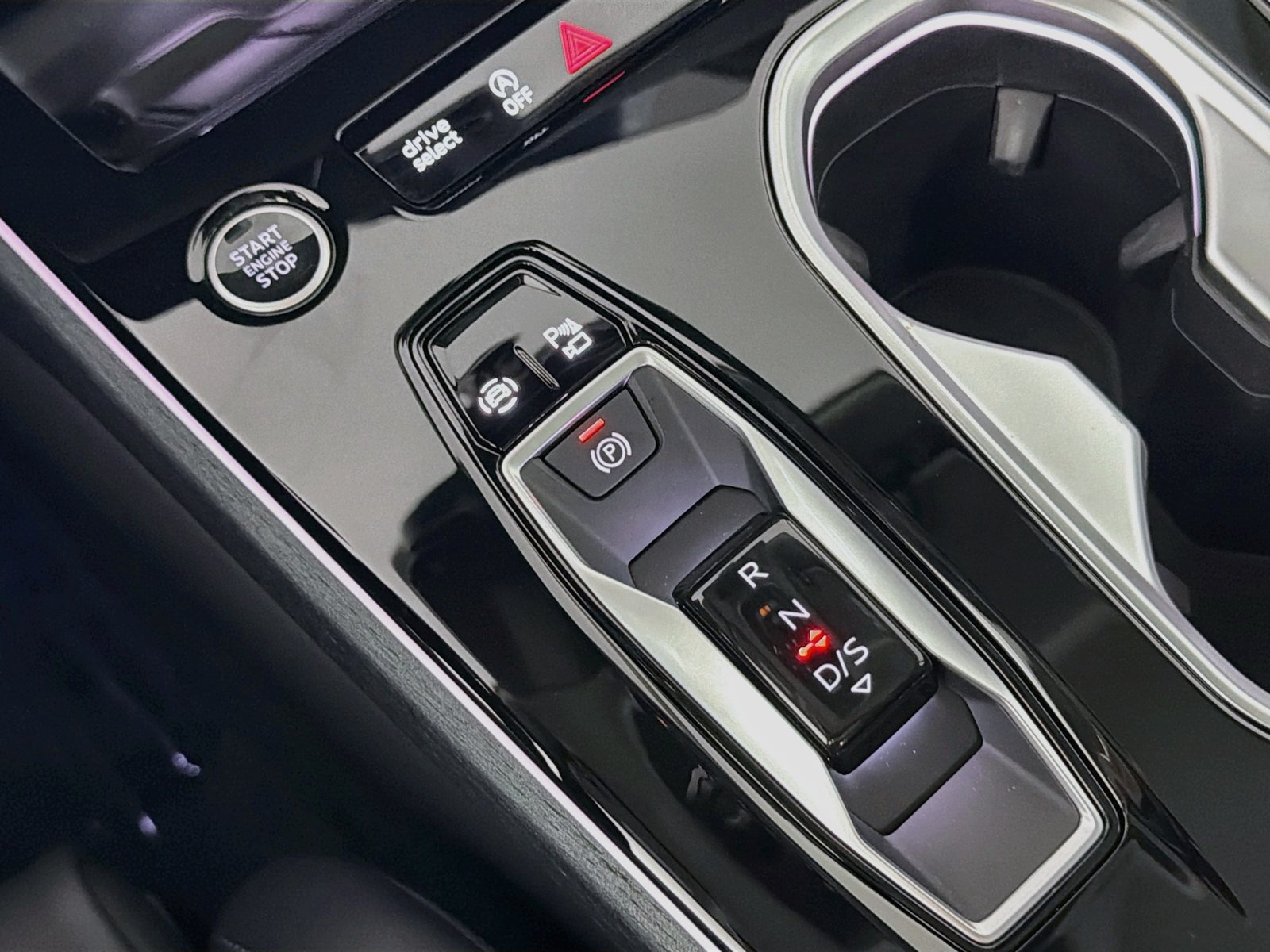 New 2026 Audi A6 Premium Plus AWD/4WD image 16