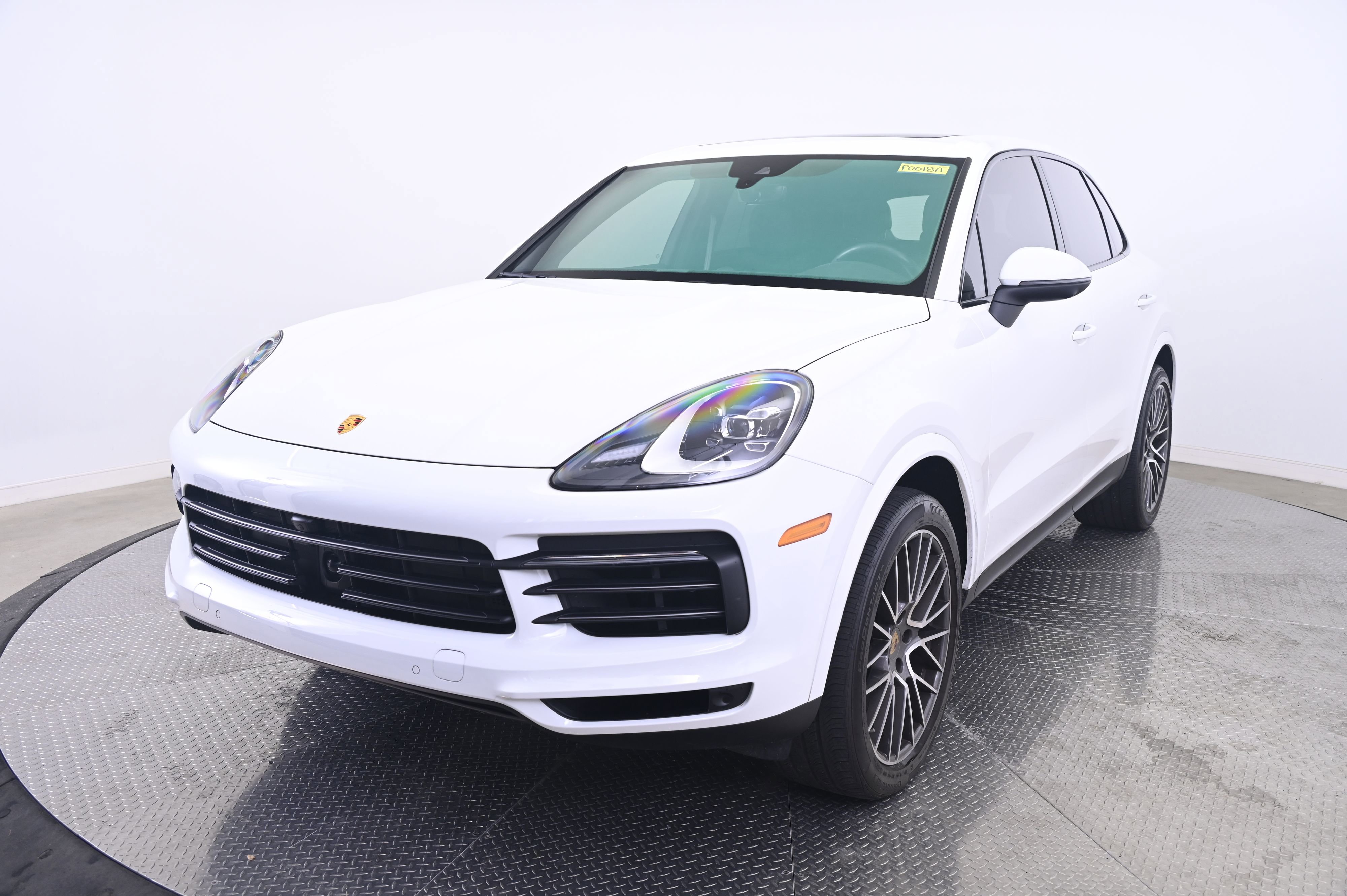 Certified 2023 Porsche Cayenne AWD/4WD image 1