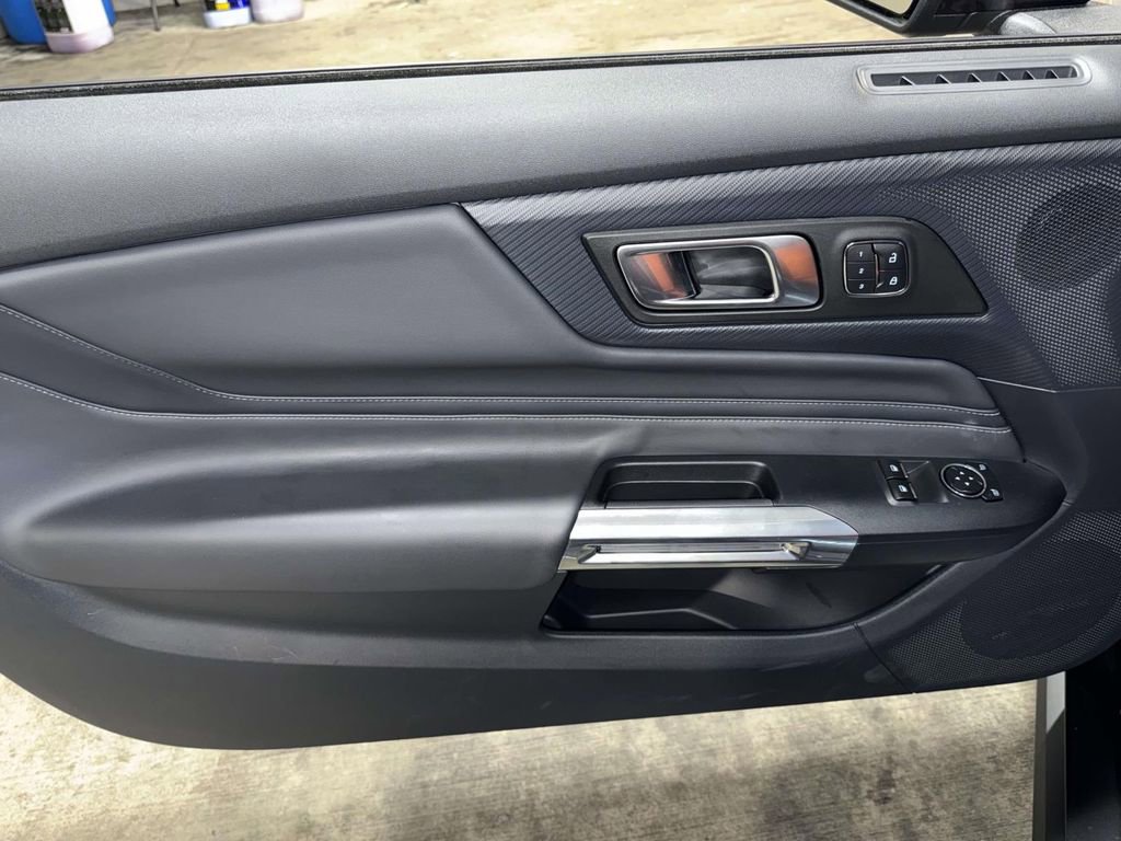 Used 2024 Ford Mustang GT Premium image 19