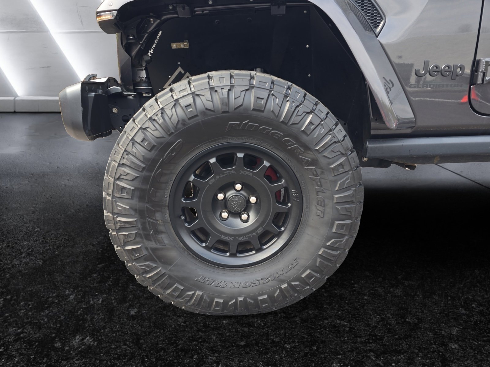 Used 2022 Jeep Gladiator Sport image 9