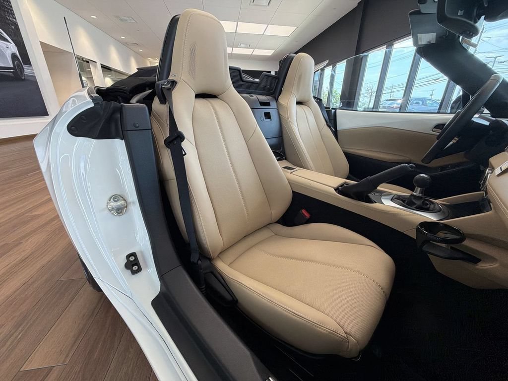 New 2026 MAZDA MX-5 Miata Grand Touring RWD image 12