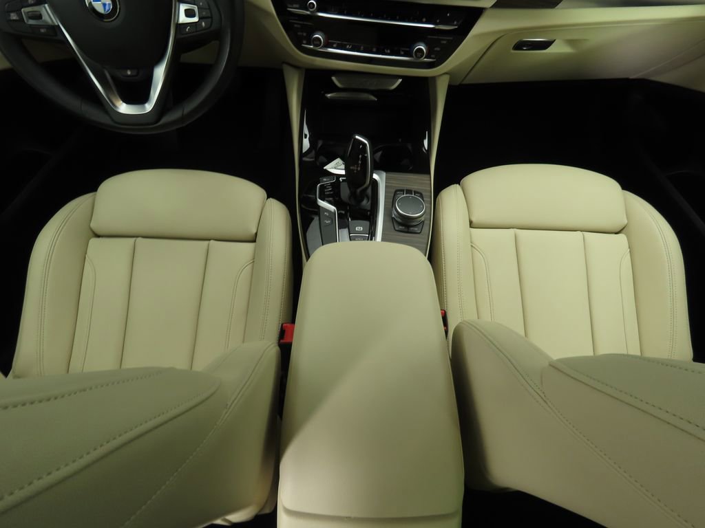 Used 2019 BMW X4 xDrive30i w/ Convenience Package image 17