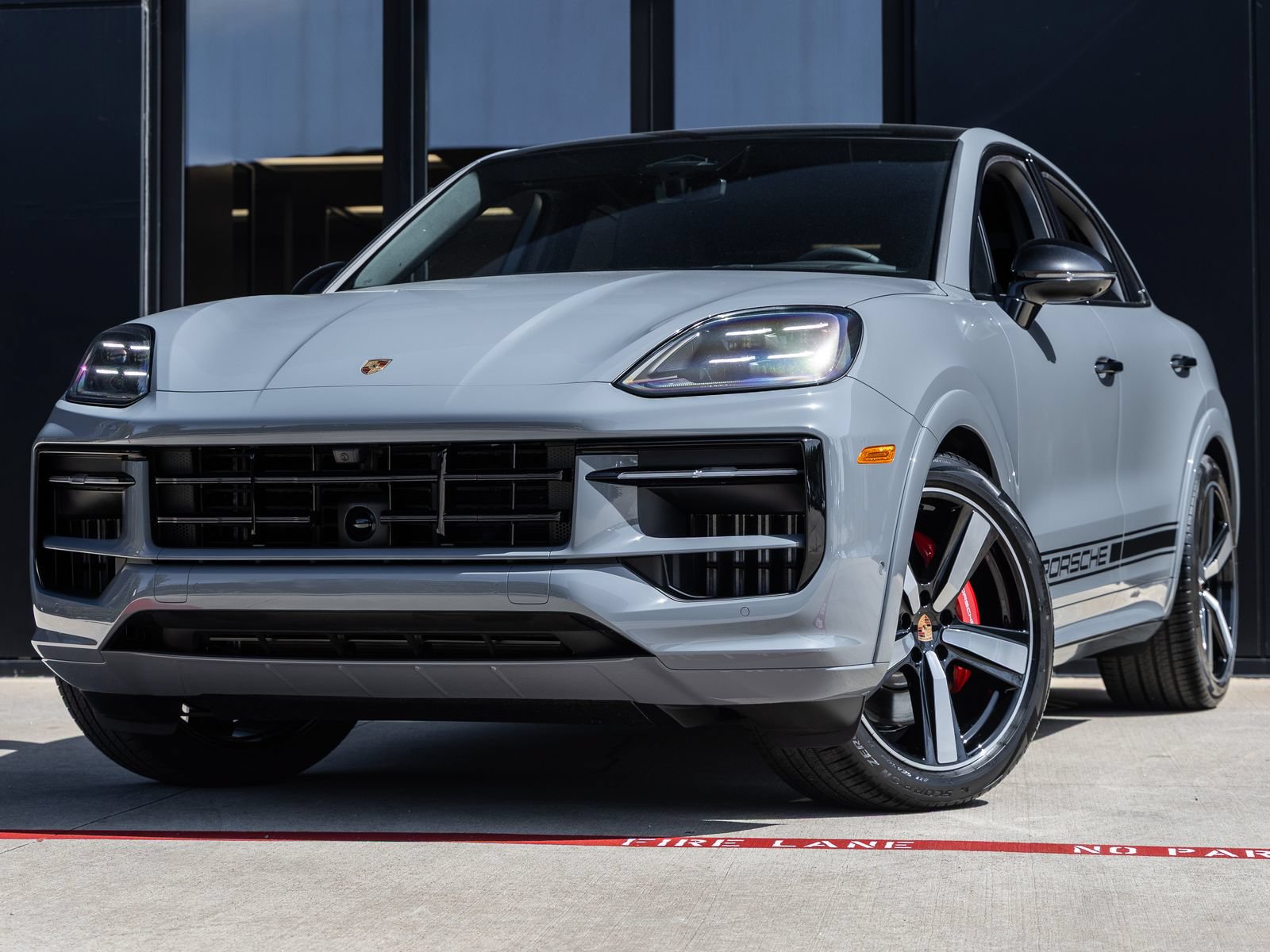 New 2026 Porsche Cayenne S AWD/4WD image 1