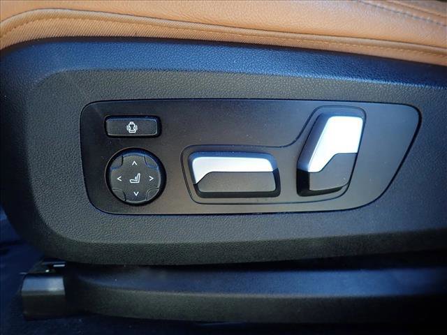 Used 2021 BMW X7 xDrive40i w/ M Sport Package image 14