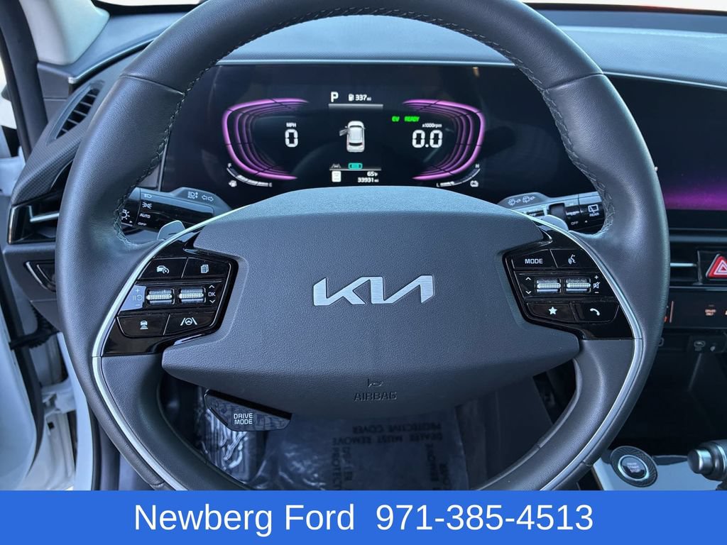 Used 2024 Kia Niro EX FWD image 16