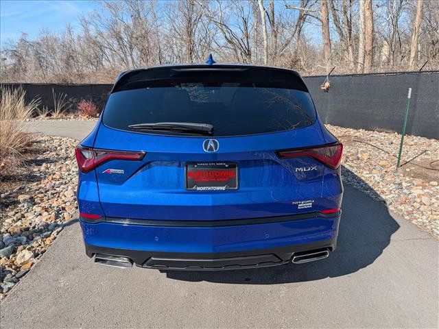 Used 2023 Acura MDX A-Spec image 4