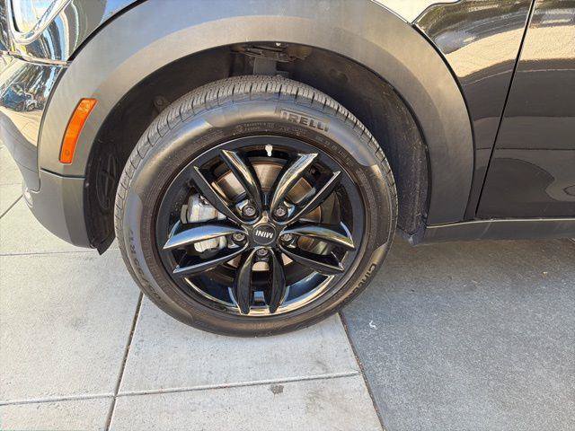 Used 2016 MINI Cooper Countryman FWD image 8
