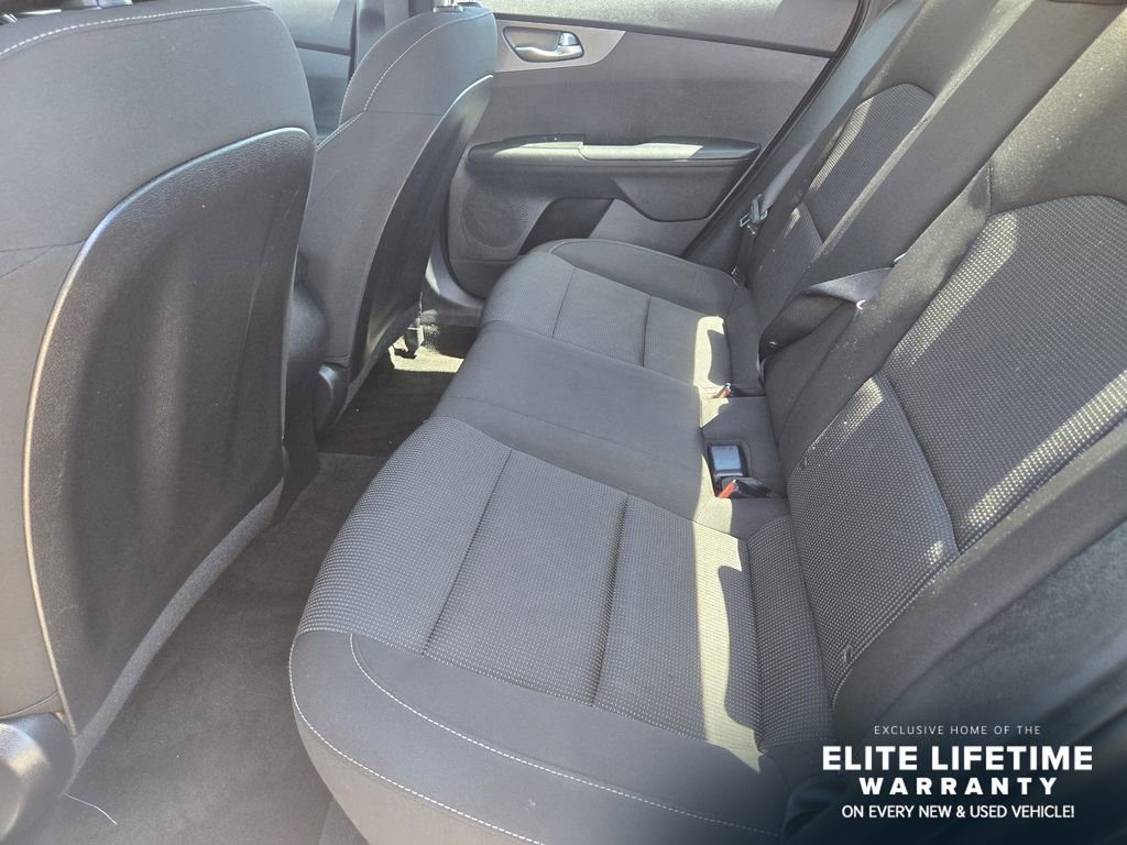 Used 2021 Kia Forte LXS FWD image 29