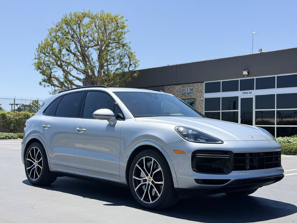 Used 2021 Porsche Cayenne Turbo AWD/4WD image 3