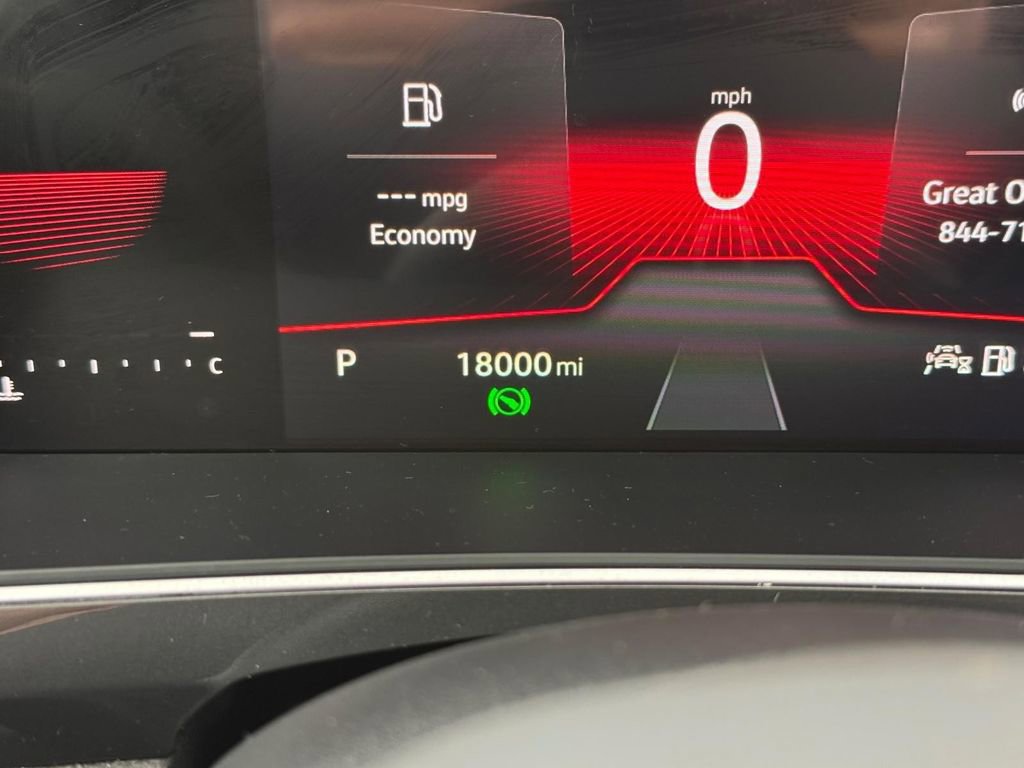 Used 2023 Volkswagen Tiguan SE R-Line AWD/4WD image 18