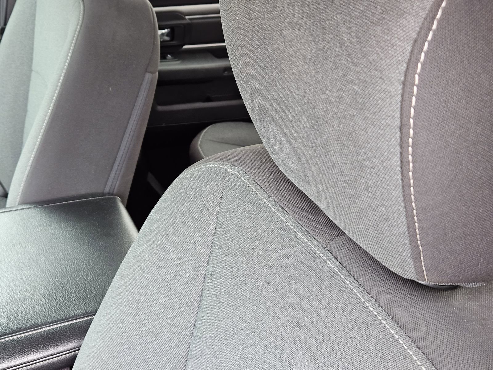 Used 2024 RAM 1500 Classic Warlock image 27