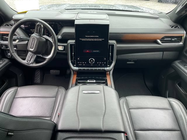Certified 2025 GMC Yukon Denali AWD/4WD image 23