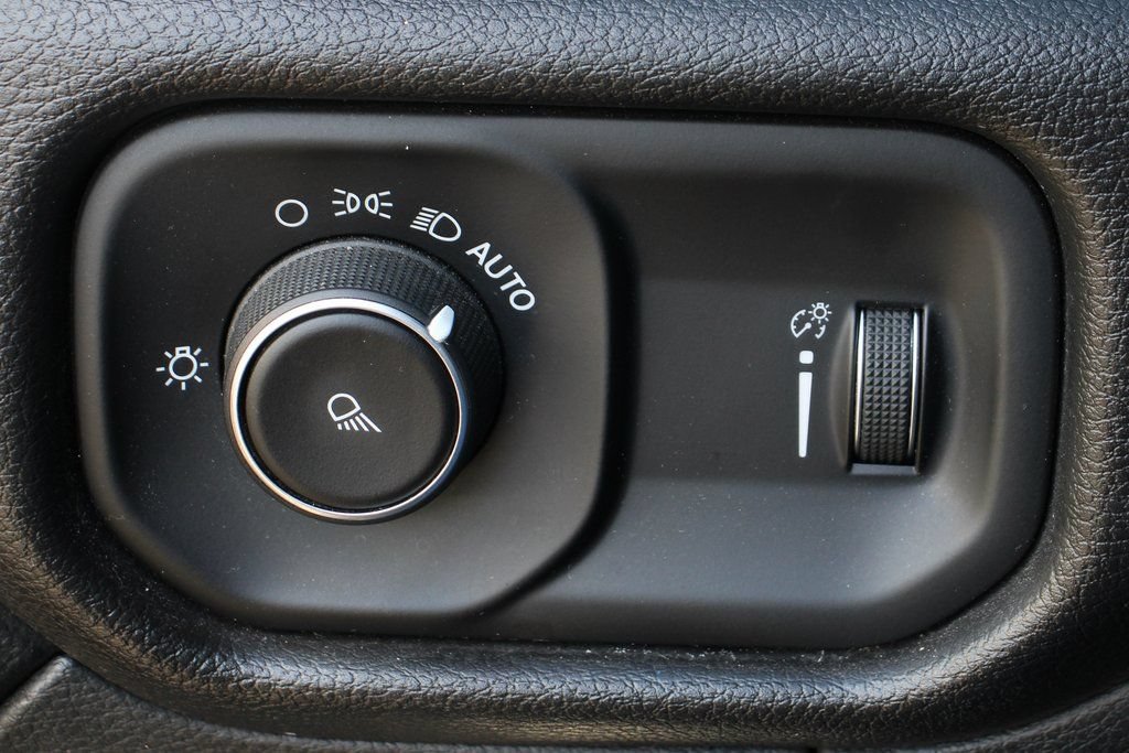 Used 2022 RAM 2500 Big Horn AWD/4WD image 18