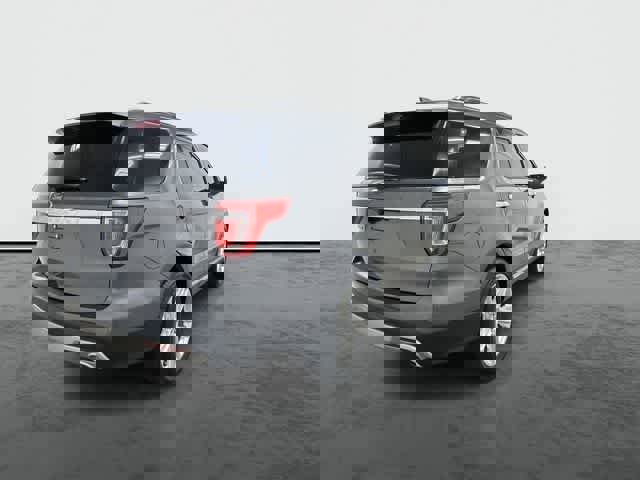 Used 2017 Ford Explorer Limited image 3