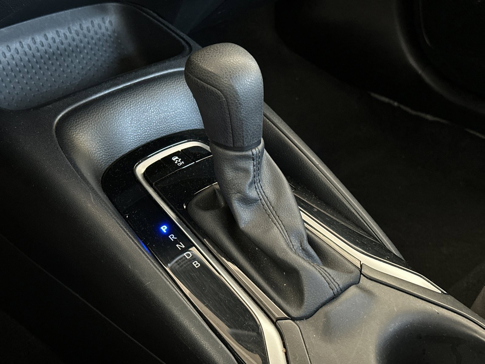 Used 2024 Toyota Corolla LE image 18