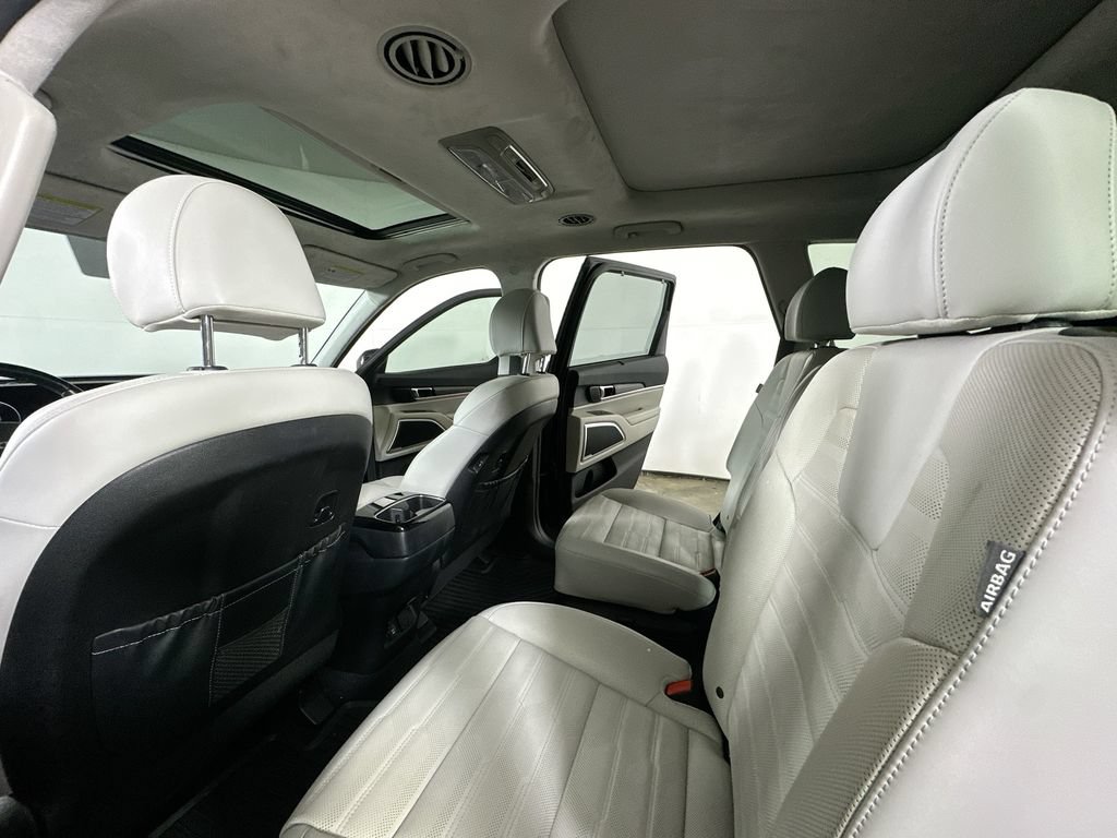 Used 2024 Kia Telluride SX Prestige AWD/4WD image 15