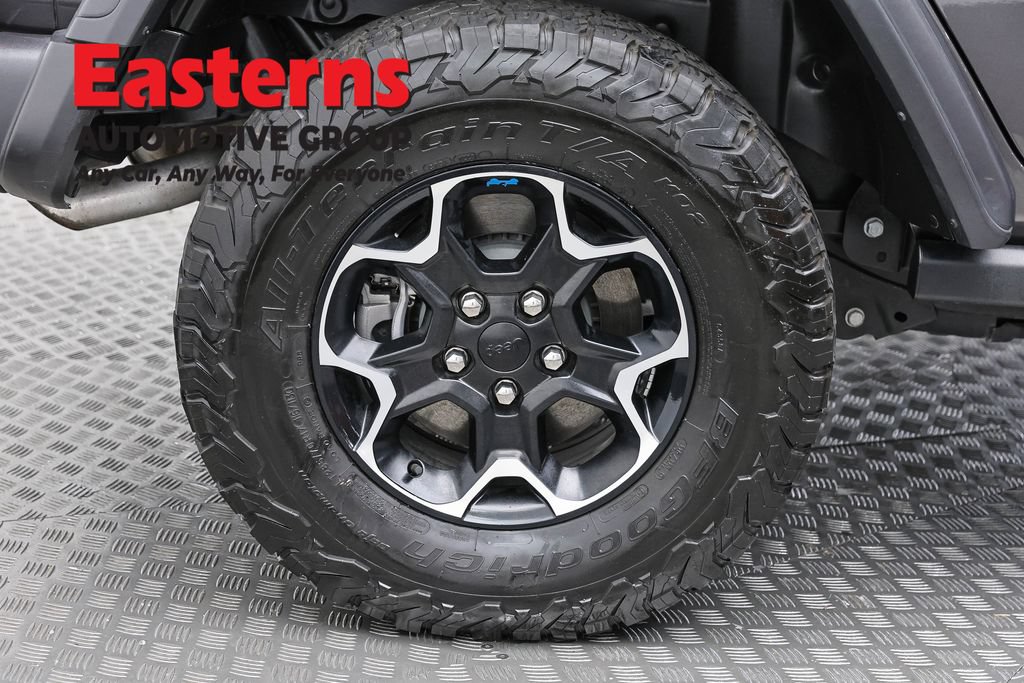 Used 2023 Jeep Wrangler Unlimited Rubicon 4xe w/ Cold Weather Group AWD/4WD image 32