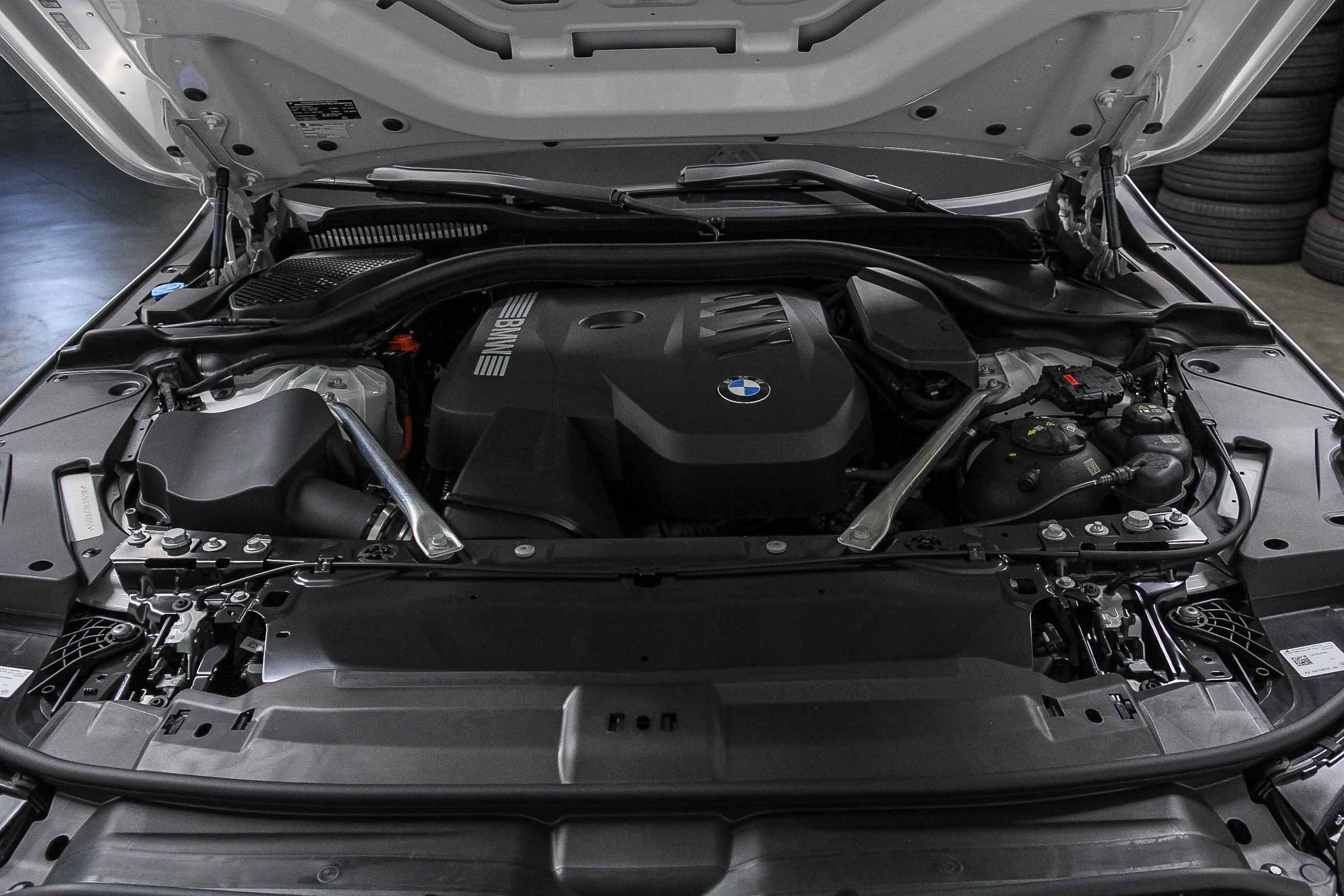 Used 2026 BMW 530i w/ Premium Package image 27