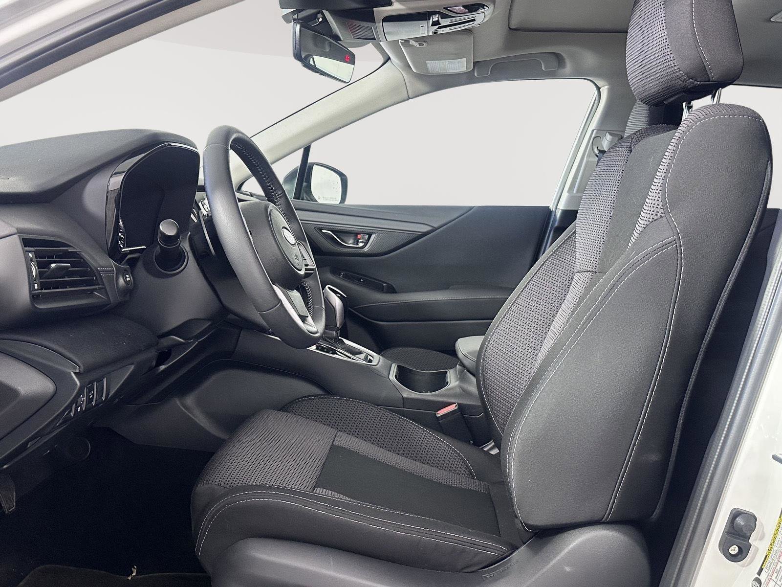 Certified 2025 Subaru Outback Premium AWD/4WD image 5