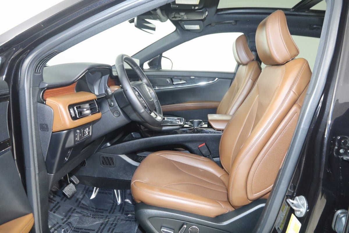Used 2022 Lincoln Nautilus Reserve AWD/4WD image 12
