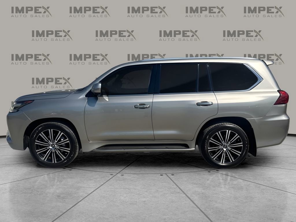 Used 2020 Lexus LX 570 4WD w/ Luxury Package image 2