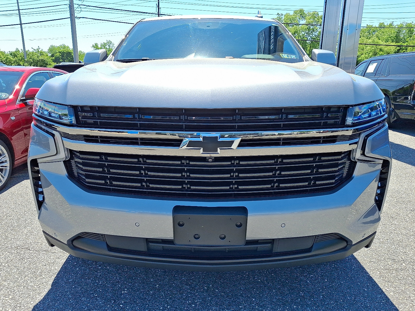 Used 2024 Chevrolet Tahoe RST w/ Luxury Package AWD/4WD image 2