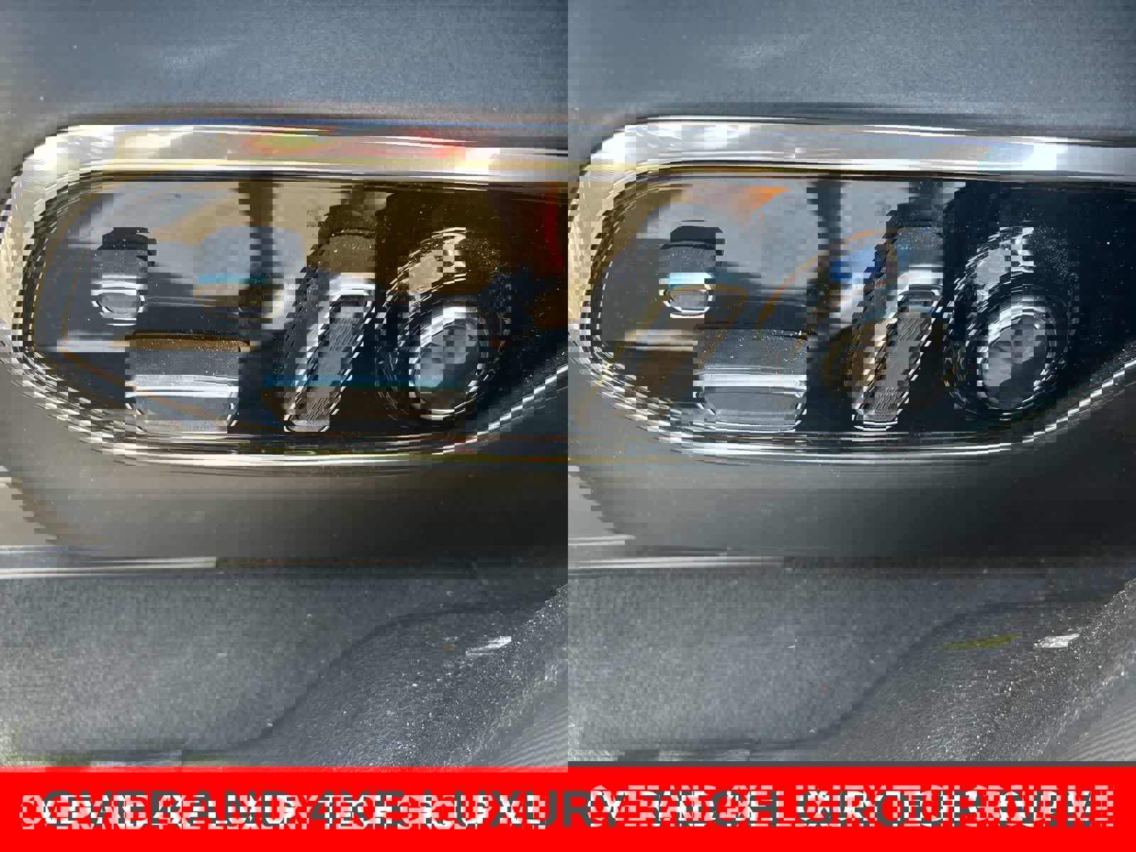 Used 2022 Jeep Grand Cherokee Overland w/ Luxury Tech Group IV image 34