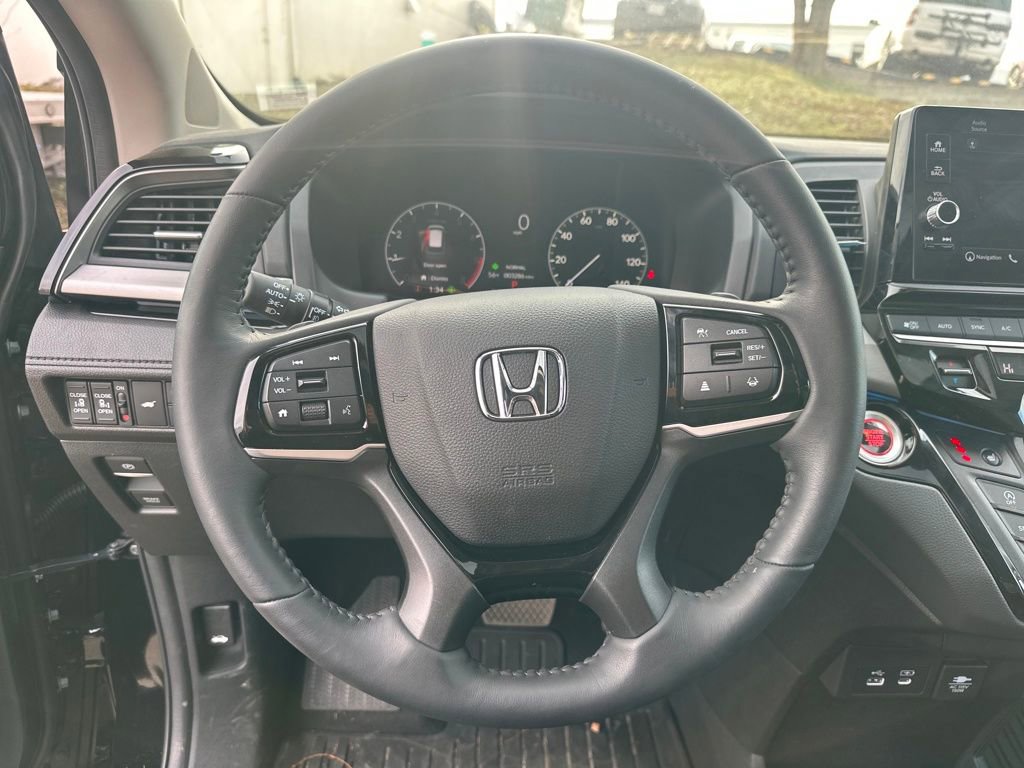 Used 2026 Honda Odyssey Touring image 18