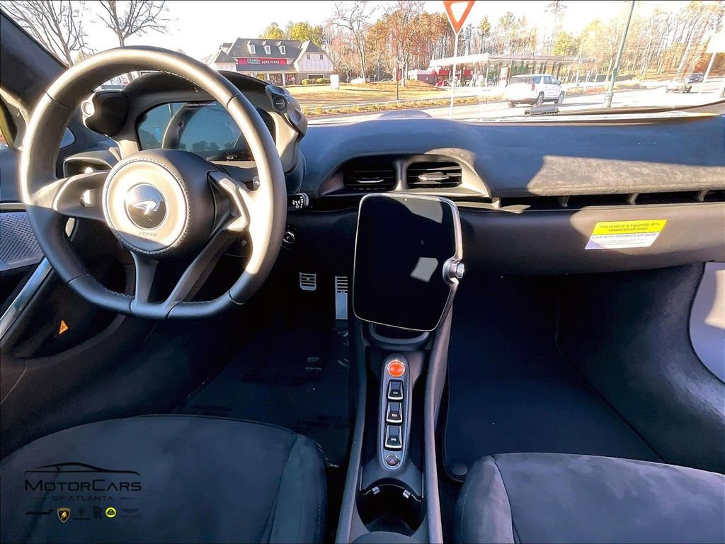 New 2026 McLaren Artura image 5