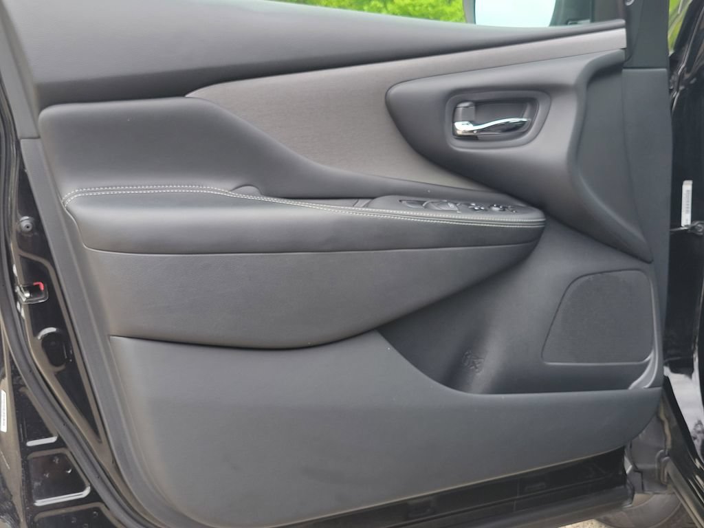 Used 2020 Nissan Murano S w/ Technology Package AWD/4WD image 9
