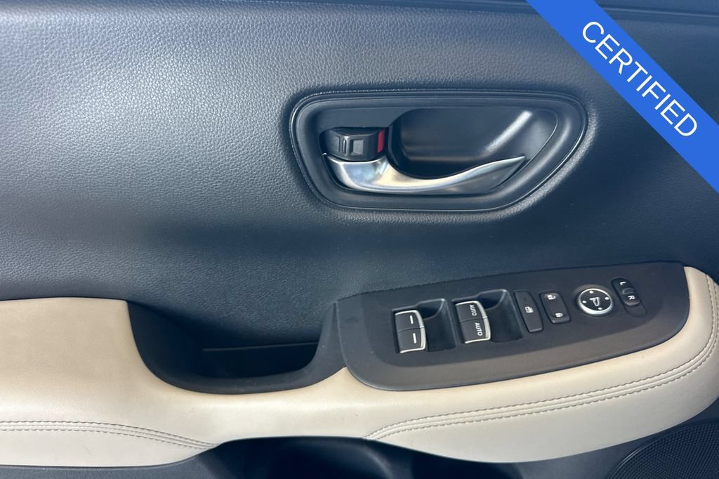 Used 2025 Honda HR-V EX-L image 11